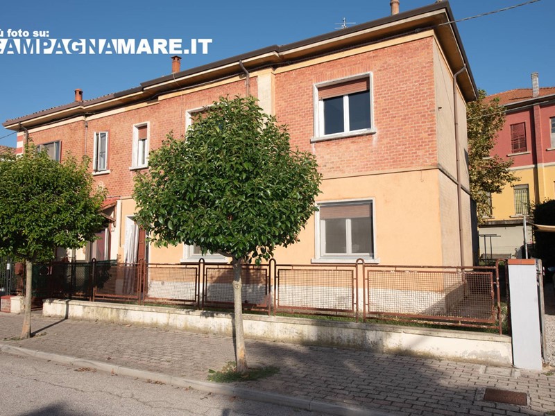 Casa Indipendente in Vendita a Fiscaglia, 59'000€, 130 m²