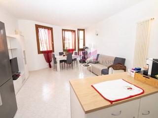 Bilocale in Vendita a Bergantino, 65'000&euro;, 63 m²