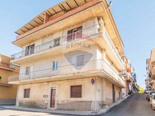 Appartamento in Affitto a Grammichele, 500€, 166 m²