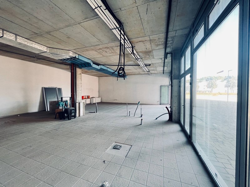 Immobile commerciale in Vendita a Jesolo, 195'000€, 175 m²