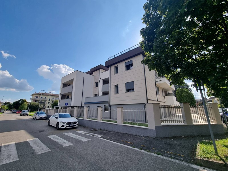 Quadrilocale in Vendita a Gorgonzola, 118 m²