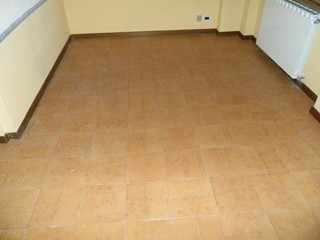 Ufficio in Affitto a Pisa, 600€, 55 m²