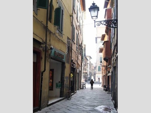 Attività commerciale in Vendita a Lucca, 89'000€, 20 m²