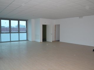 Ufficio in Affitto a Padova, 1'600€, 150 m²