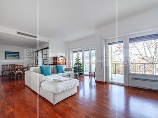 Quadrilocale in Affitto a Roma, 2'700€, 170 m²