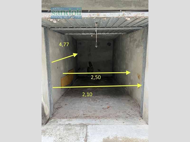 Box in Affitto a Vercelli, 10 m²