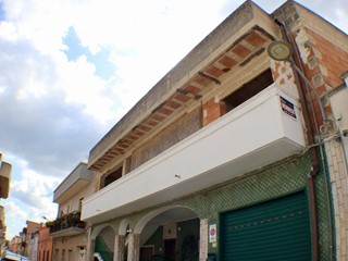 Appartamento in Vendita a Lizzano, 56'000€, 200 m²