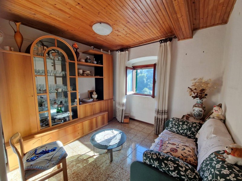 Appartamento in Vendita a Genova, 30'000€, 45 m²