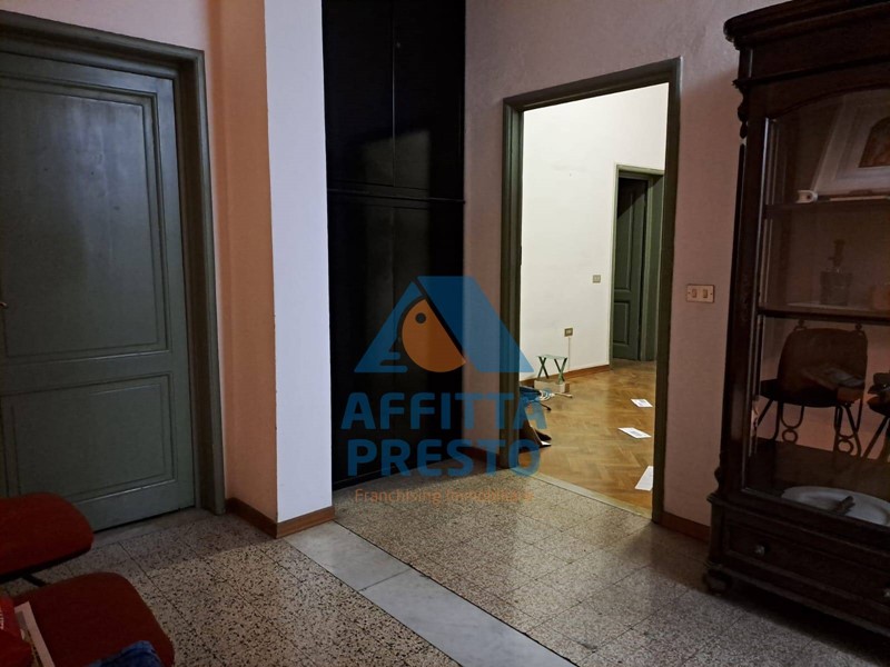 Ufficio in Affitto a Empoli, 400&euro;, 40 m²