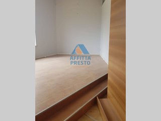 Ufficio in Affitto a Empoli, 500 m²