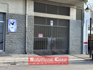 Box in Vendita a Canosa di Puglia, 35'000€, 44 m²