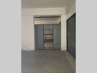 Magazzino in Vendita a Siracusa, 85'000€, 235 m²
