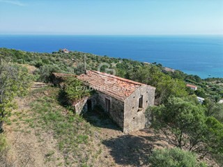 Rustico in Vendita a Pollica, 350'000&euro;, 200 m²