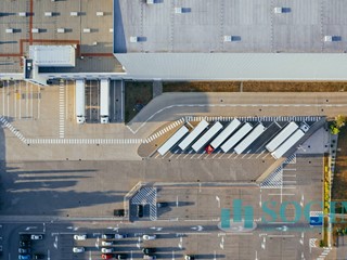 Capannone in Affitto a Novara, 20000 m²