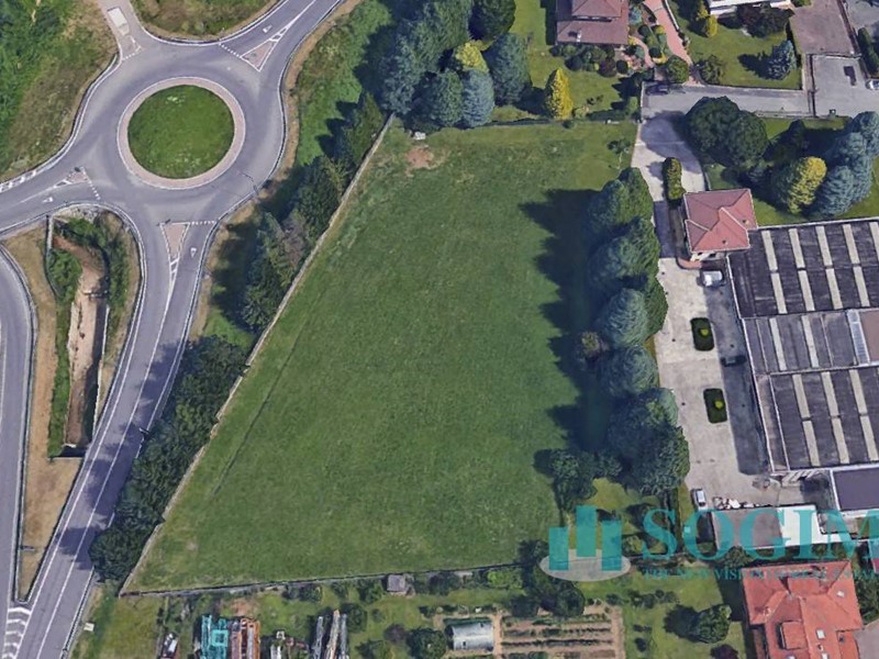 Terreno industriale in Vendita a Albizzate, 650'000€, 6500 m²