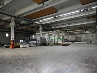 Capannone in Vendita a San Giovanni Teatino, 1'500'000€, 2400 m²