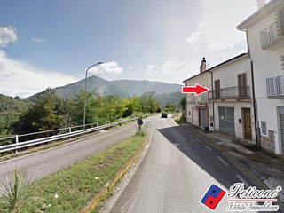 Trilocale in Vendita a Lenola, 75'000€, 70 m²