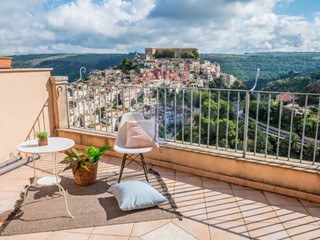 Casa Indipendente in Vendita a Ragusa, 79'000&euro;, 52 m²