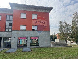 Negozio in Vendita a Montello, 85'000€, 45 m²