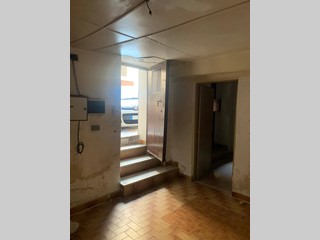 Magazzino in Affitto a Palermo, 220€, 40 m²