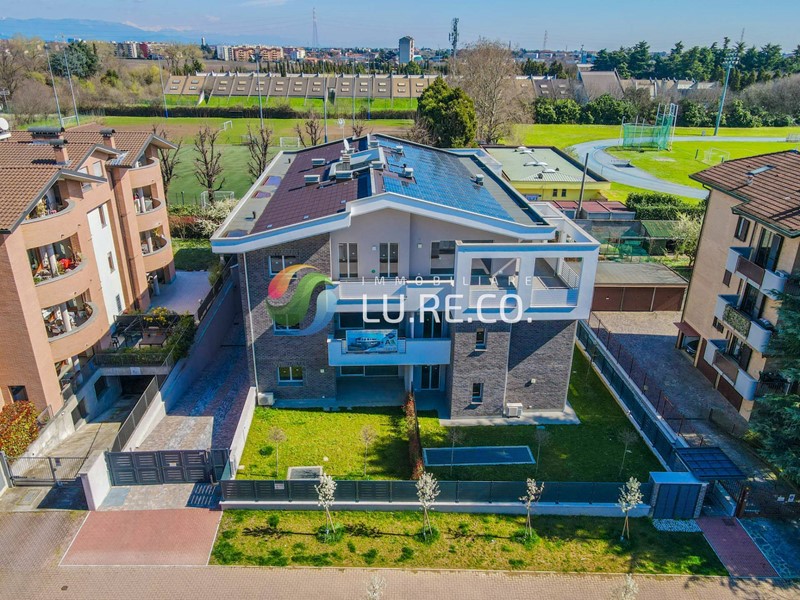 Quadrilocale in Vendita a Cinisello Balsamo, 489'000&euro;, 160 m²