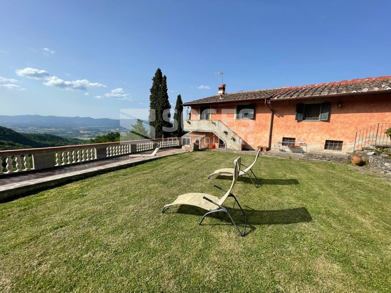 Rustico in Vendita a Vicchio, 670'000€, 280 m²