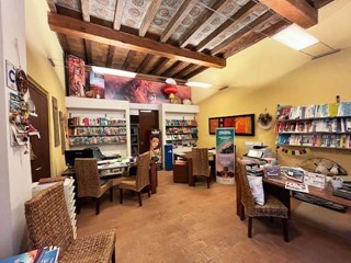 Ufficio in Vendita a Fano, 118'000&euro;, 48 m²