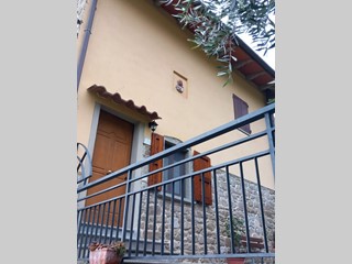 Trilocale in Vendita a Pratovecchio Stia, 109'000€, 63 m²