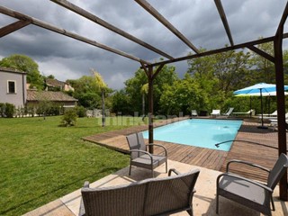 Villa in Vendita a Ragusa, 329'000&euro;, 230 m²