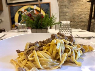 Attività commerciale in Vendita a Grottammare, 140 m²