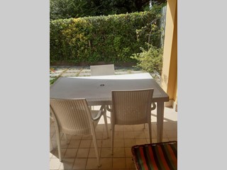 Villetta a schiera in Vendita a Montignoso, zona Cinquale, 580'000€, 110 m², arredato