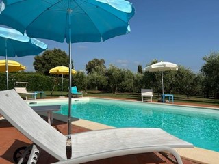 Casa Indipendente in Affitto a Bibbona, 700€, 60 m², arredato