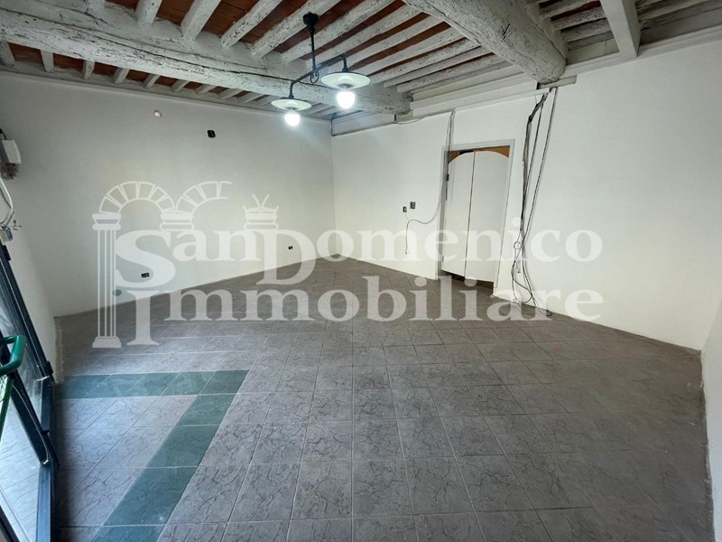 Negozio in Affitto a Cascina, zona San Frediano a Settimo, 550€, 60 m²