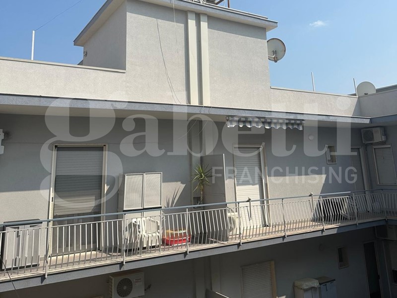 Trilocale in Vendita a Floridia, 90'000€, 132 m²