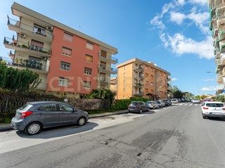 Appartamento in Vendita a Tremestieri Etneo, 195'000€, 130 m²