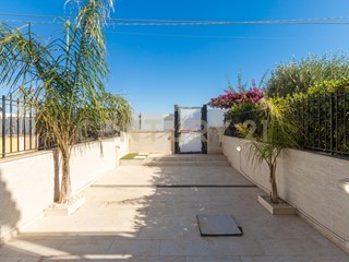 Casa Indipendente in Vendita a Noto, 164'000€, 100 m², arredato