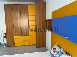 Stanza in Affitto a Latina, 300€, 18 m², arredato