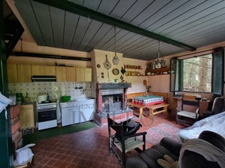 Casa Indipendente in Vendita a Rocchetta Nervina, 60'000€, 69 m²