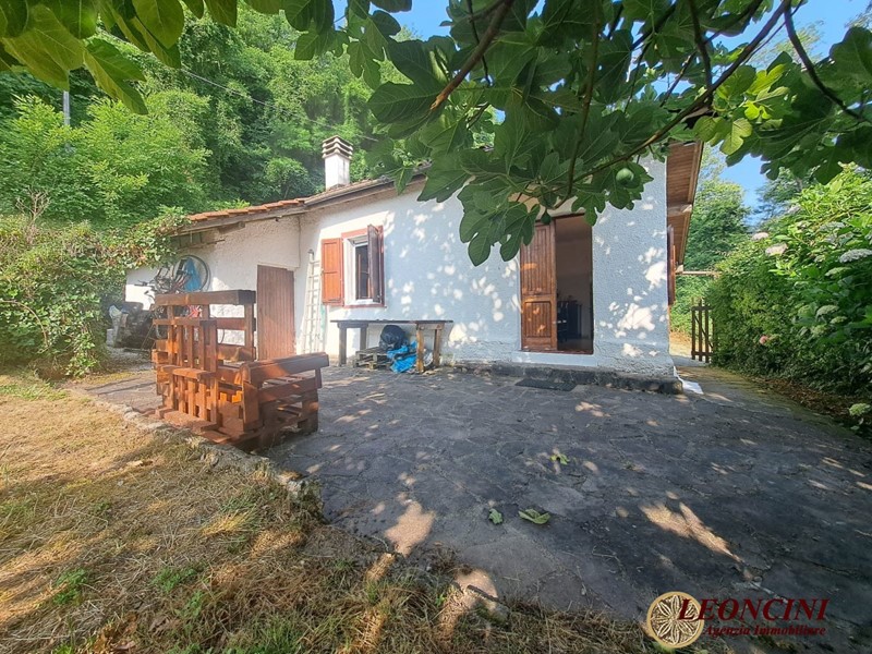 Casale in Vendita a Mulazzo, 99'000€, 90 m²
