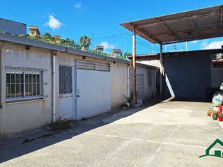 Magazzino in Vendita a Messina, 67'000€, 100 m²