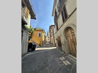 Villa in Vendita a Bellante, 55'000€, 133 m²