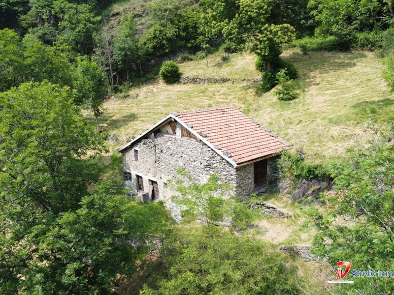 Casale in Vendita a Edolo, 59'000€, 100 m²