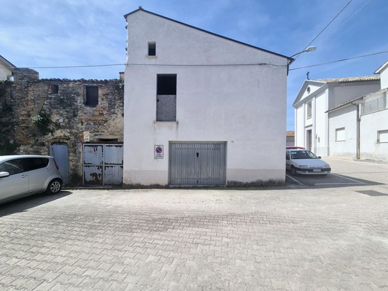 Casa Semi Indipendente in Vendita a Frisa, 34'000€, 90 m²