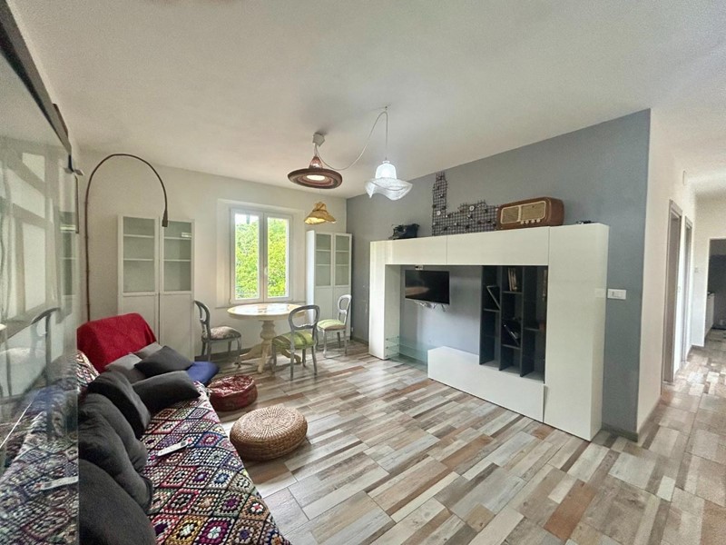 Appartamento in Vendita a Siena, zona Ruffolo, 290'000&euro;, 113 m²