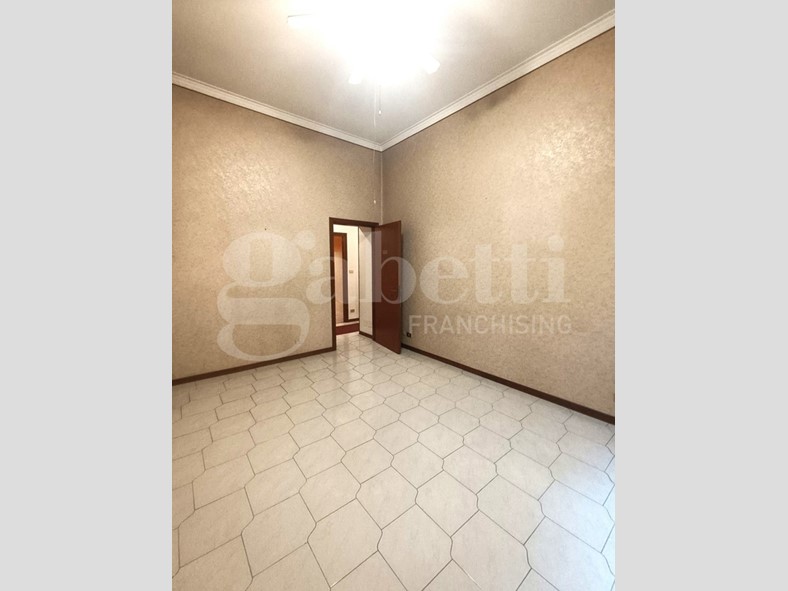 Trilocale in Vendita a Milano, 449'000€, 106 m²