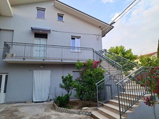 Appartamento in Affitto a San Vito Chietino, 700€, 156 m²