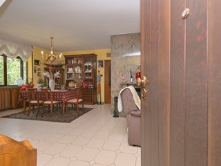 Appartamento in Vendita a Rivoli, 269'000€, 170 m², con Box