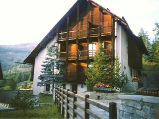 Bilocale in Vendita a Sauze di Cesana, zona Grangesises, 115'000€, 40 m², arredato