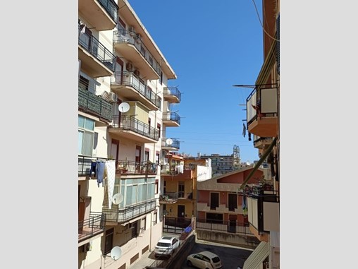 Trilocale in Vendita a Messina, 65'000€, 85 m²