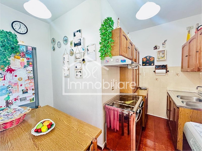 Quadrilocale in Vendita a Empoli, zona Serravalle, 190'000€, 80 m²